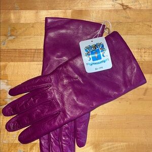 Portolano Purple Leather Gloves